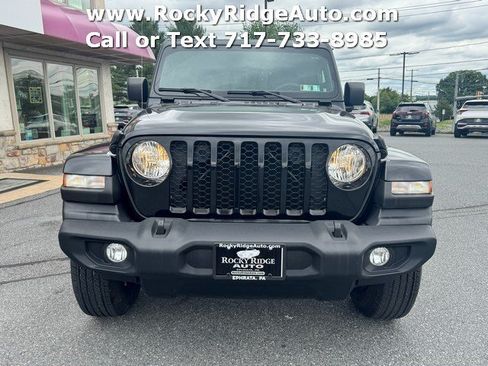 Used 2023 Jeep Gladiator Sport AWD/4WD image 2