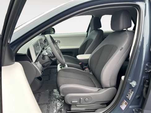 Used 2024 Hyundai Ioniq 5 SE AWD/4WD image 6