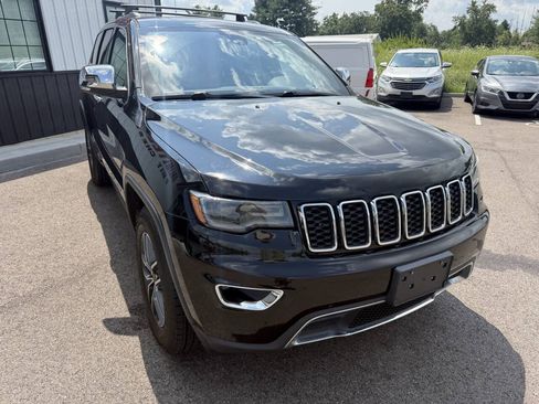 Used 2019 Jeep Grand Cherokee Limited w/ Luxury Group II AWD/4WD image 4