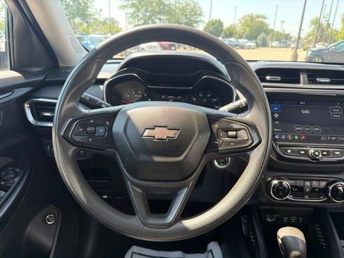 Used 2021 Chevrolet TrailBlazer LT w/ Sun and Liftgate Package AWD/4WD image 23