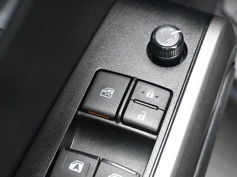 Used 2022 Toyota Tacoma Limited w/ Nightshade Package image 12