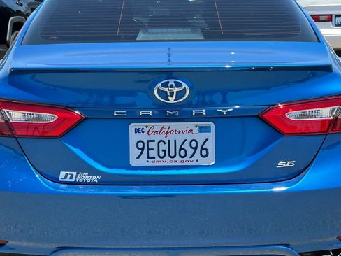 Used 2019 Toyota Camry SE w/ Convenience Package FWD image 19