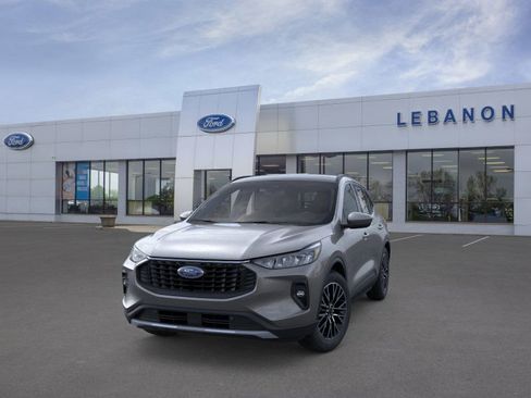 New 2025 Ford Escape SE image 3