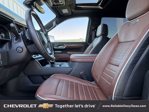 Used 2023 GMC Sierra 1500 Denali Ultimate image 32