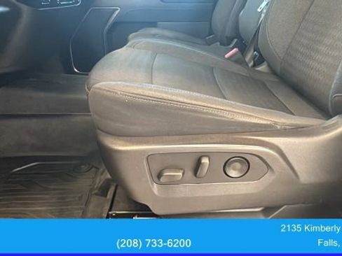 Used 2025 GMC Sierra 2500 SLE image 18