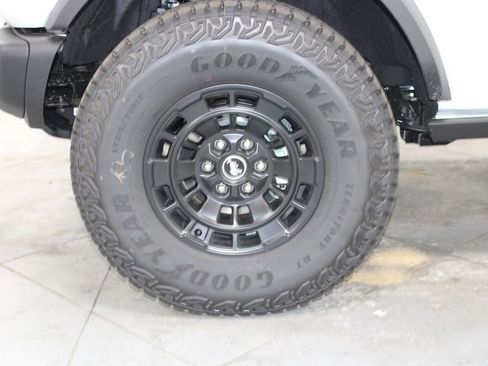 New 2026 Ford Bronco Badlands AWD/4WD image 18