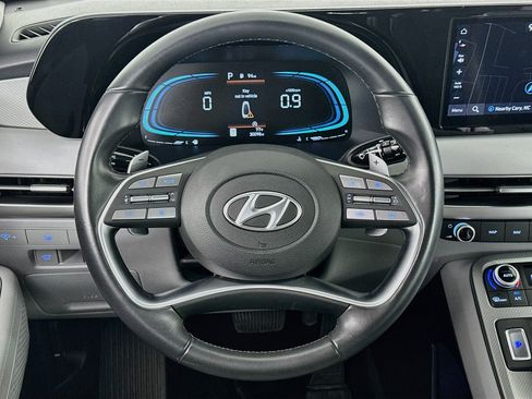 Used 2025 Hyundai Palisade SEL AWD/4WD image 18