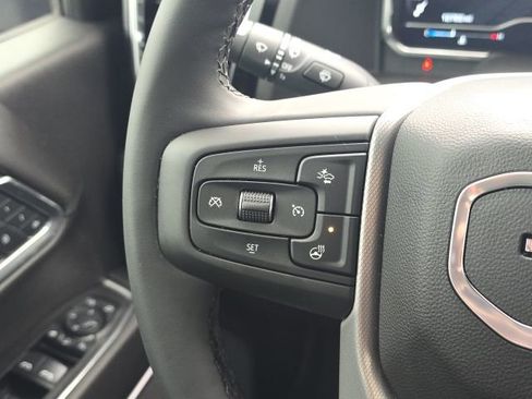 Used 2025 GMC Sierra 2500 Denali w/ Technology Package image 32