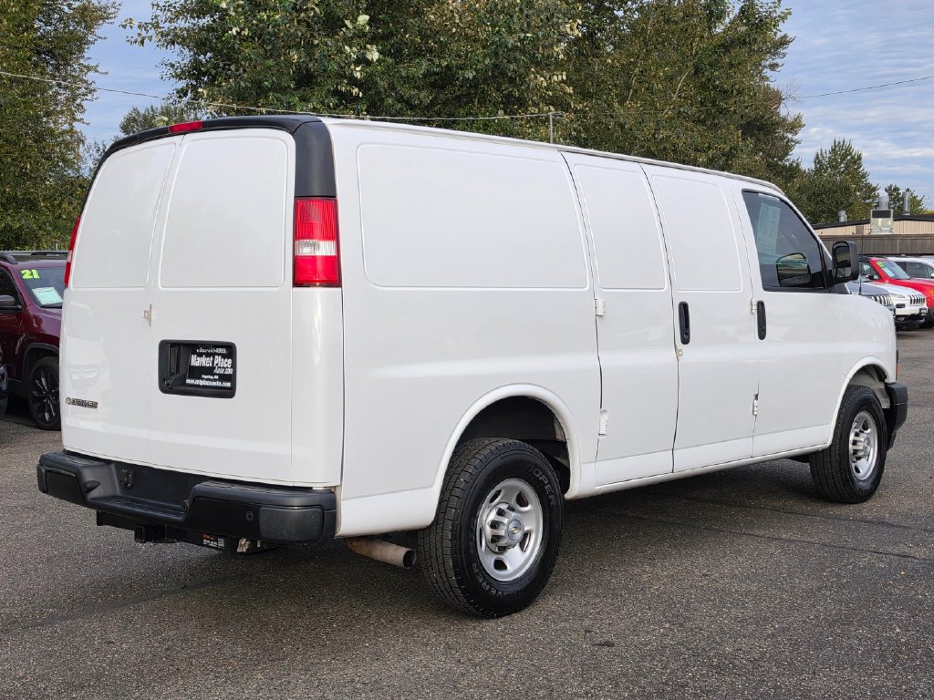 Used 2020 Chevrolet Express 2500 RWD image 7