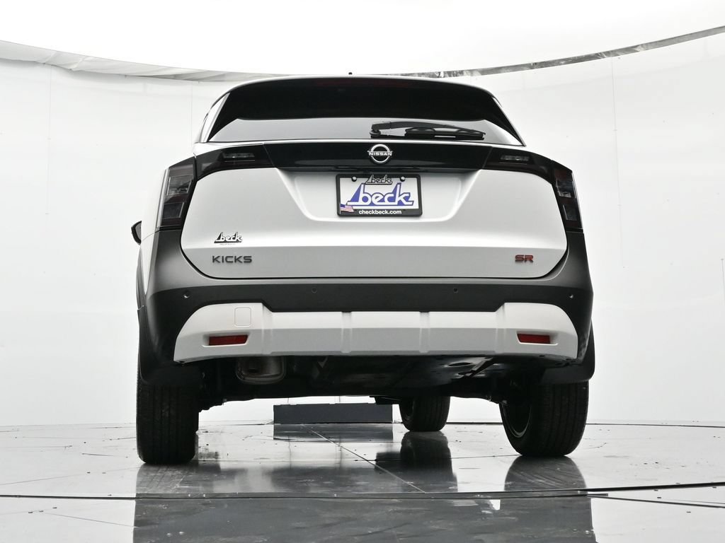 New 2026 Nissan Kicks SR FWD image 39