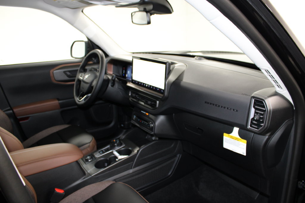 New 2026 Ford Bronco Sport Outer Banks w/ Outer Banks Tech Package+ AWD/4WD image 23