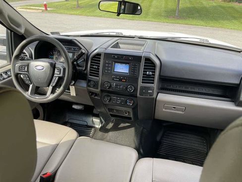 Used 2022 Ford F250 XL w/ Power Equipment Group AWD/4WD image 70