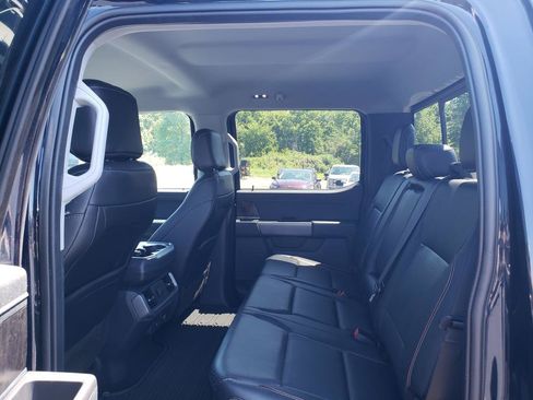 Used 2022 Ford F150 Lariat w/ Trailer Tow Package AWD/4WD image 12
