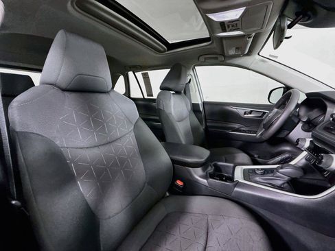 Certified 2025 Toyota RAV4 XLE w/ Convenience Package AWD/4WD image 44