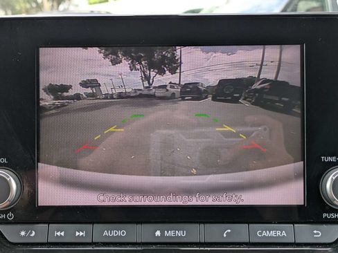 Used 2022 Nissan Pathfinder SV w/ SV Black Package FWD image 26