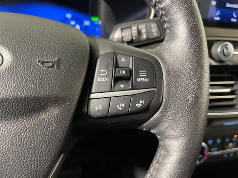 Used 2020 Ford Escape Titanium FWD image 27