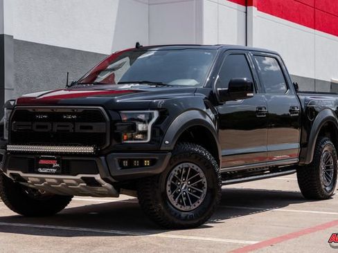 Used 2020 Ford F150 Raptor w/ Equipment Group 802A Luxury AWD/4WD image 6