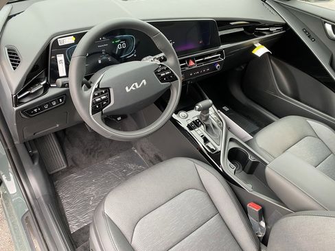 New 2026 Kia Niro SX image 10