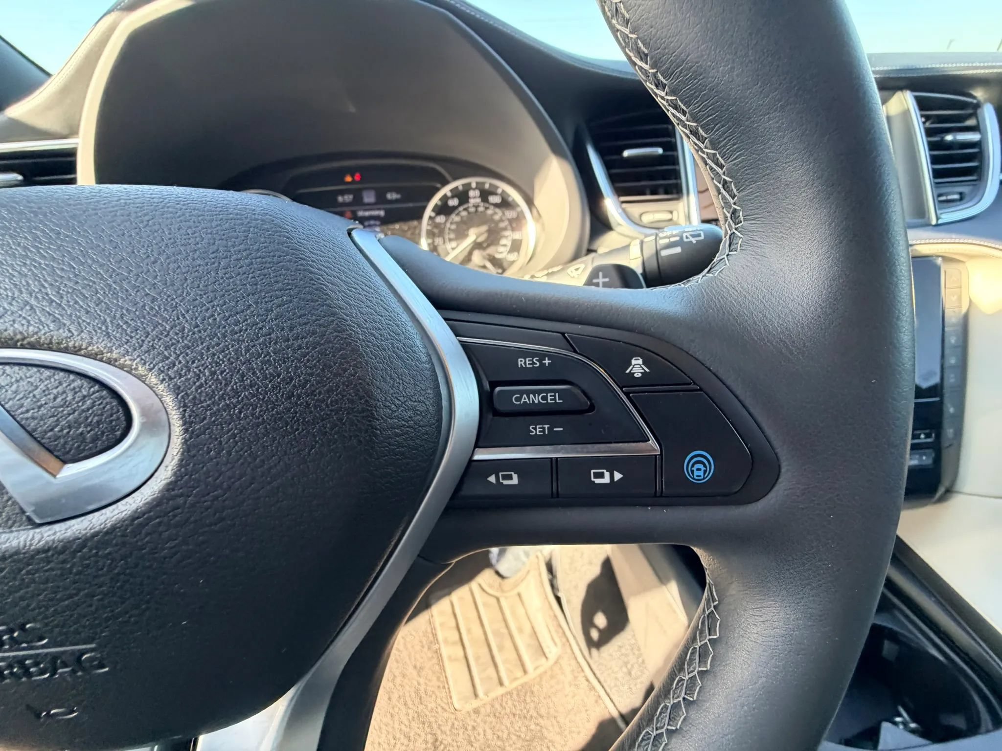 Used 2023 INFINITI QX55 Sensory w/ Lighting Package AWD/4WD image 13
