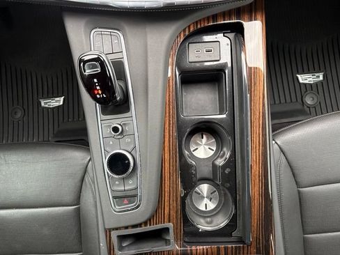 Used 2023 Cadillac Escalade ESV Premium Luxury w/ LPO, Floor Liner Package AWD/4WD image 26