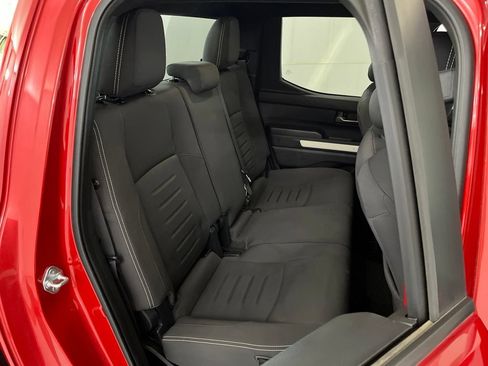 Used 2024 Toyota Tacoma TRD Off-Road AWD/4WD image 19
