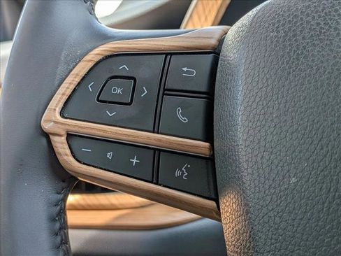 Used 2025 Toyota Grand Highlander AWD Hybrid image 12