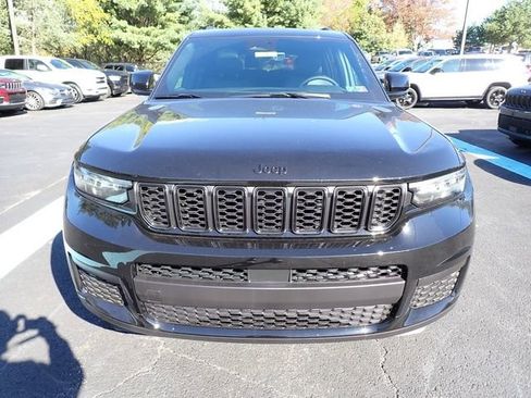 New 2025 Jeep Grand Cherokee L Altitude AWD/4WD image 7