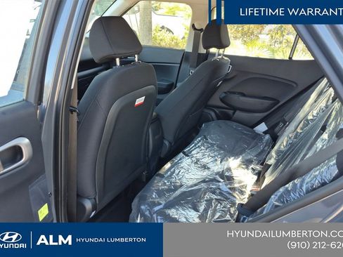 New 2026 Hyundai Venue SE FWD image 16