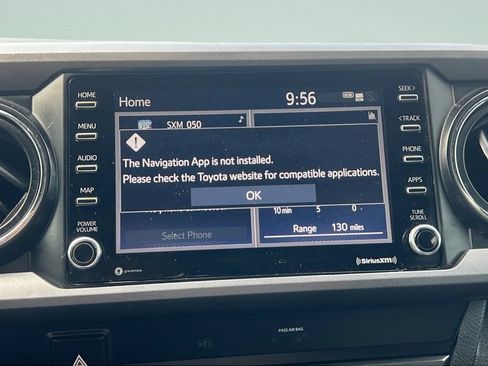 Used 2020 Toyota Tacoma TRD Off-Road w/ Technology Package AWD/4WD image 18