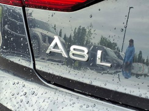 Used 2021 Audi A8 L 4.0T w/ Executive Plus Package AWD/4WD image 25