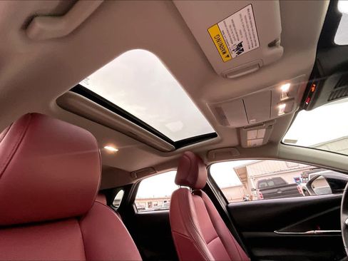 Used 2024 MAZDA CX-30 AWD 2.5 S w/ Preferred Package image 13