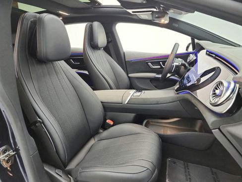 Certified 2022 Mercedes-Benz EQS 580 4MATIC Sedan image 19