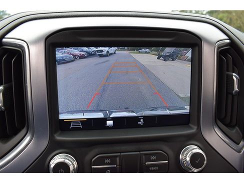 Used 2019 GMC Sierra 1500 SLT w/ SLT Convenience Package image 30