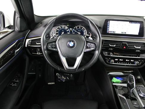 Used 2017 BMW 530i image 6