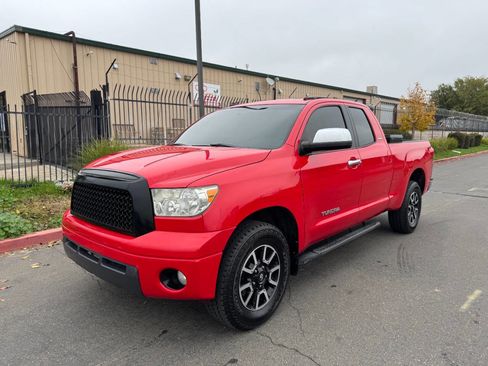Used 2007 Toyota Tundra Limited w/ Preferred Accessory Pkg image 1