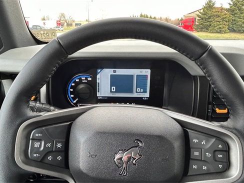 New 2023 Ford Bronco Badlands image 20