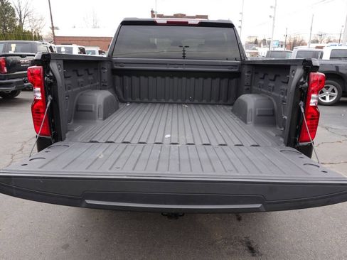 Used 2023 Chevrolet Silverado 1500 Custom image 23