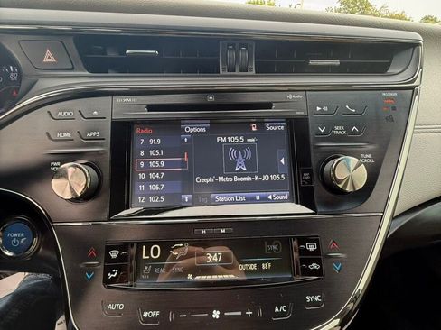 Used 2018 Toyota Avalon Limited w/ Protection Package FWD image 31