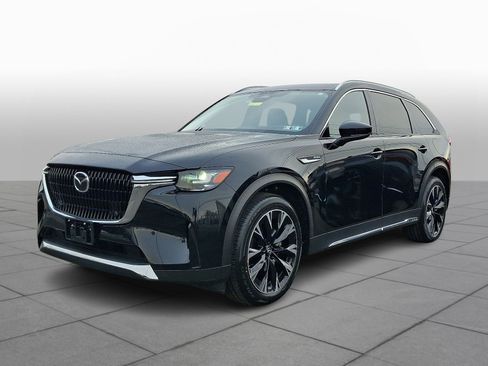 Certified 2024 MAZDA CX-90 Plug-In Hybrid w/ Premium Pkg image 4