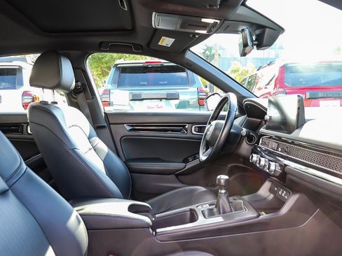 Used 2024 Honda Civic Sport Touring image 18