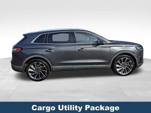 Used 2020 Lincoln Nautilus Reserve w/ Equipment Group 202A image 9