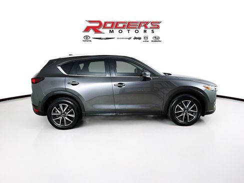 Used 2018 MAZDA CX-5 Touring w/ Preferred Equipment Package image 8