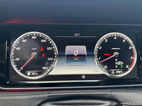 Used 2015 Mercedes-Benz S 550 4MATIC Sedan image 25