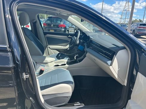 New 2026 Volkswagen Jetta SE image 29