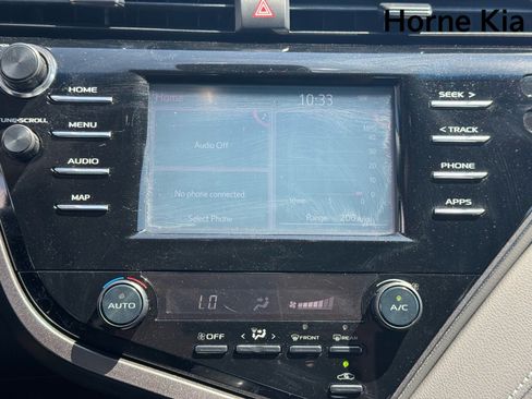 Used 2019 Toyota Camry SE FWD image 21