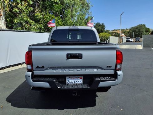 Certified 2021 Toyota Tacoma SR5 w/ Trail Edition AWD/4WD image 7