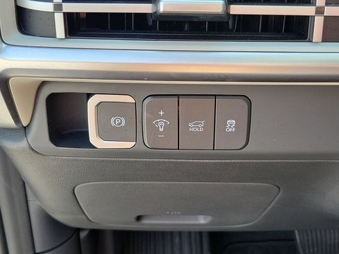 Used 2024 Hyundai Santa Fe SEL FWD image 30