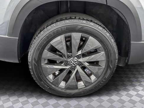 Used 2022 Volkswagen Taos S image 33