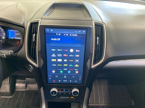 Used 2022 Ford Edge SEL w/ Convenience Package image 24