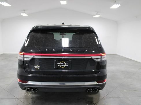 Used 2022 Lincoln Aviator Reserve w/ Equipment Group 201A image 8